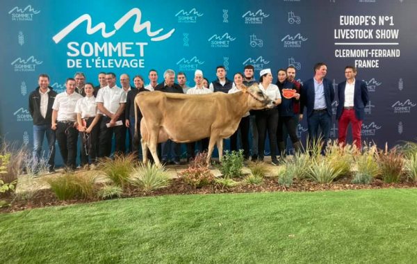 HYASMINE (DJ ZUMA) Sacrée Grande Championne au Sommet 2021 !